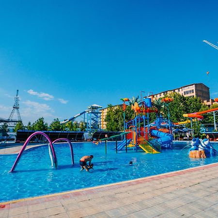 Grand Hotel Sogdiana Samarkand Exterior foto